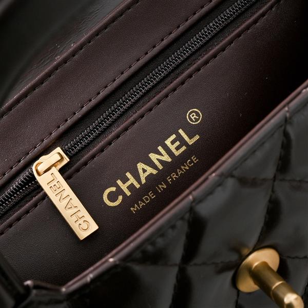 2026127215019615 600